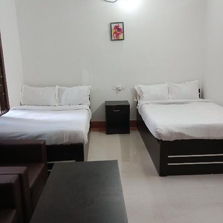 Niroda Guest House Guwahati Exterior foto